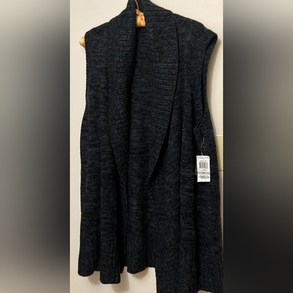 Style & Co, sleeveless long acrylic sweater, NWT, black/charcoal